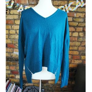 BANANA REPUBLIC Long Sleeve V-Neck Sweater